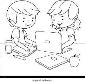 Bilgisayar boyama sayfası – PDF indir, sevimli karakter