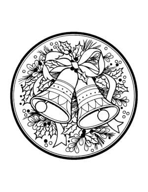 Noel Çanı boyama sayfası,  coloring page, Noel çanları bir çam ağacının dallarında gizlidir., 