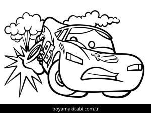 Şimşek McQueen boyama sayfası – keyifli zaman, renkli çizimler