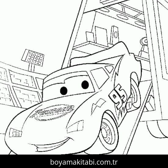 Şimşek McQueen boyama sayfası – ücretsiz yazdır, boyama etkinliği